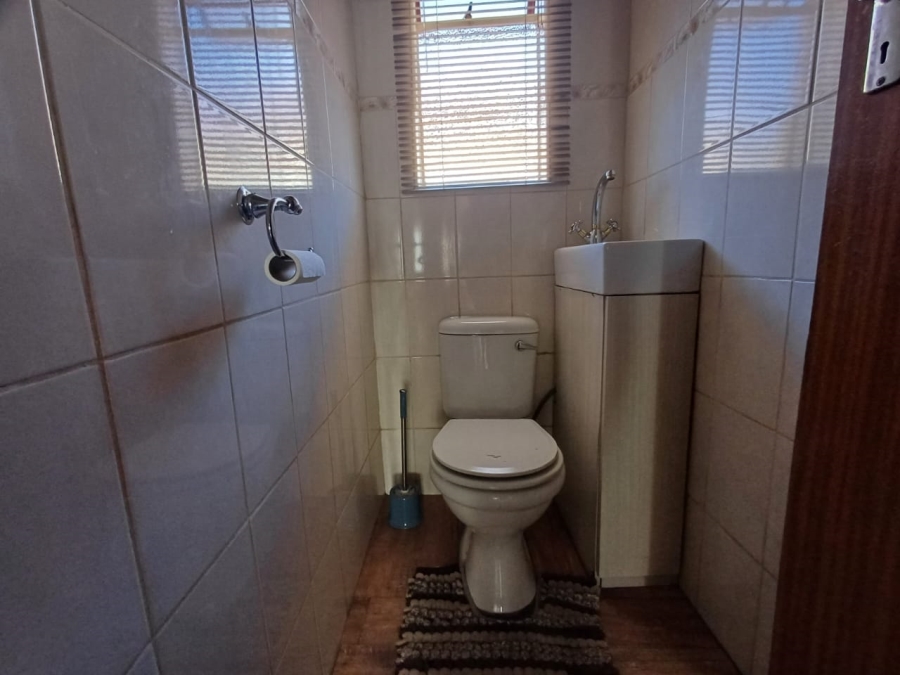 3 Bedroom Property for Sale in Kanana North West